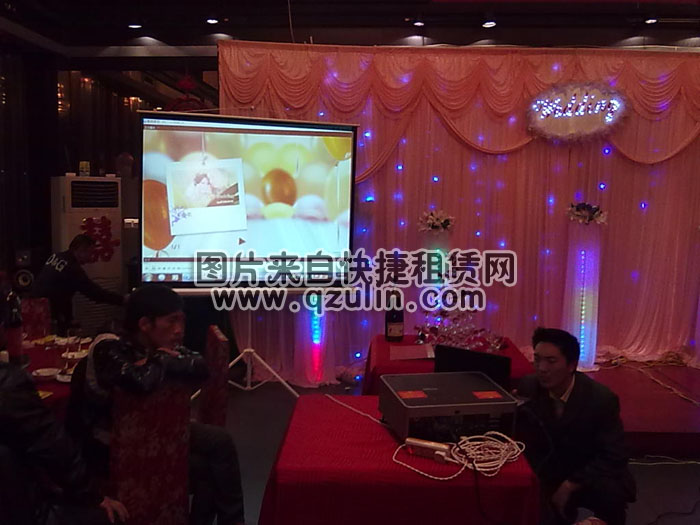 專業(yè)婚慶投影儀